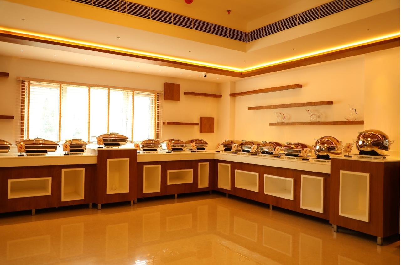 Hotel Karthika Park Kazhakuttam Zewnętrze zdjęcie