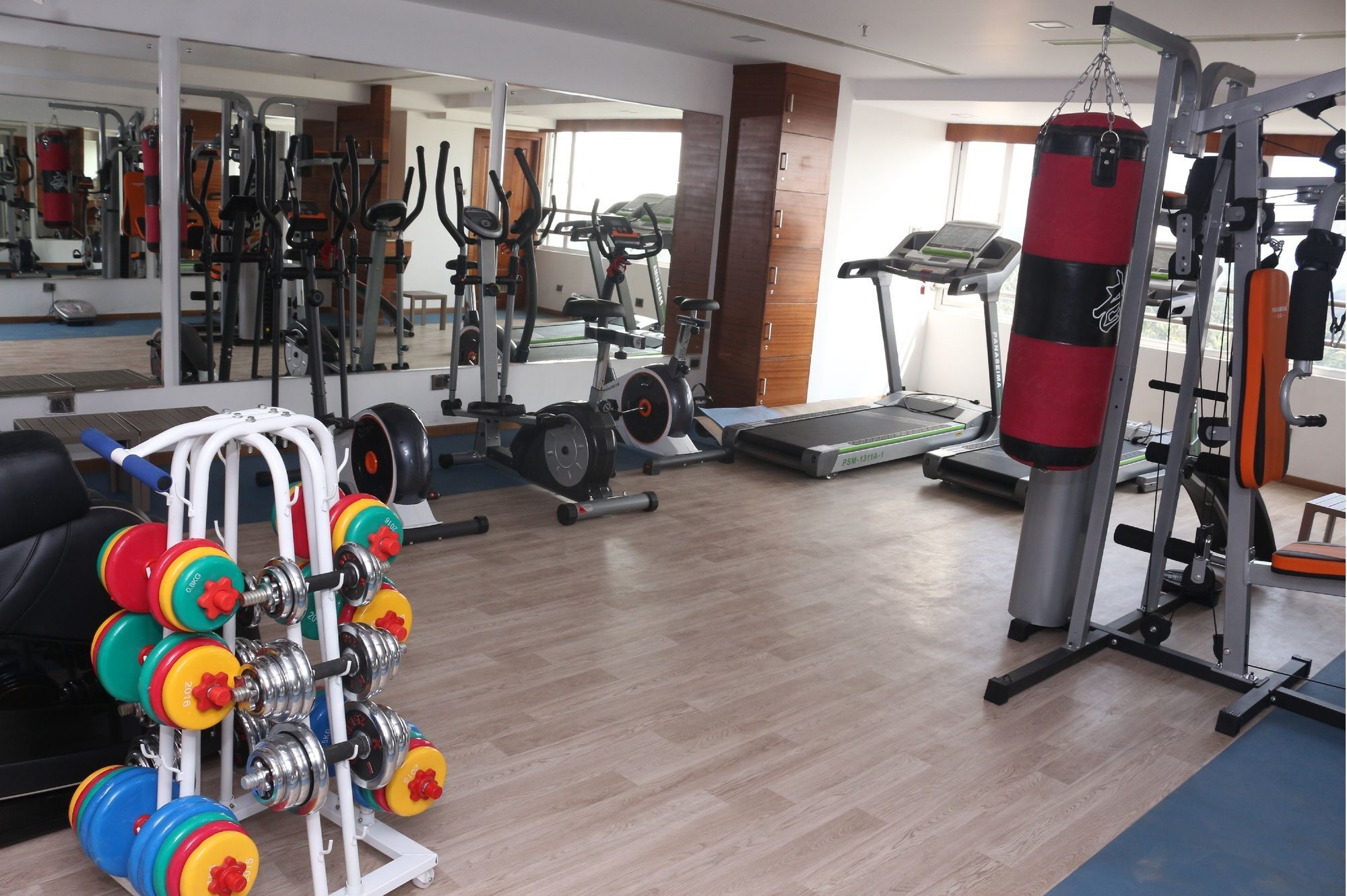 Hotel Karthika Park Kazhakuttam Zewnętrze zdjęcie